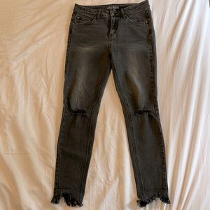 Wild Fable distressed black skinny jeans size 6 W